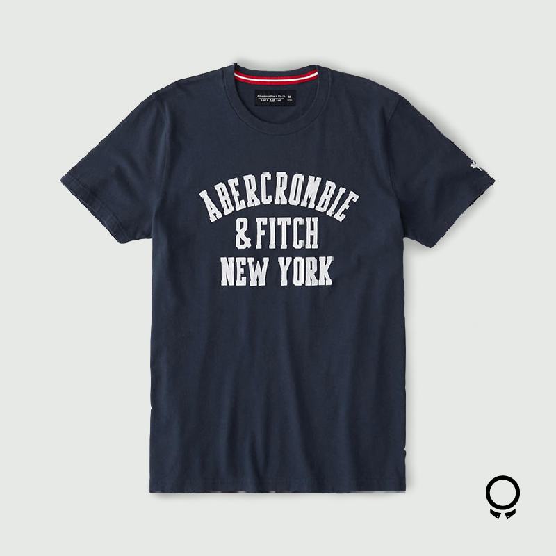 REMERA ABERCROMBIE CUELLO REDONDO AZUL MARINO ESTAMPA BLANCO