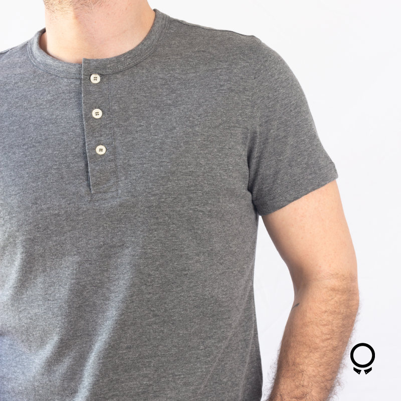 REMERA LIBERATO BASICS HENLEY MELANGE