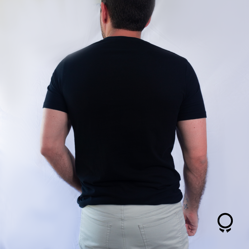 REMERA LIBERATO BASICS PREMIUN TEE REDONDO NEGRA