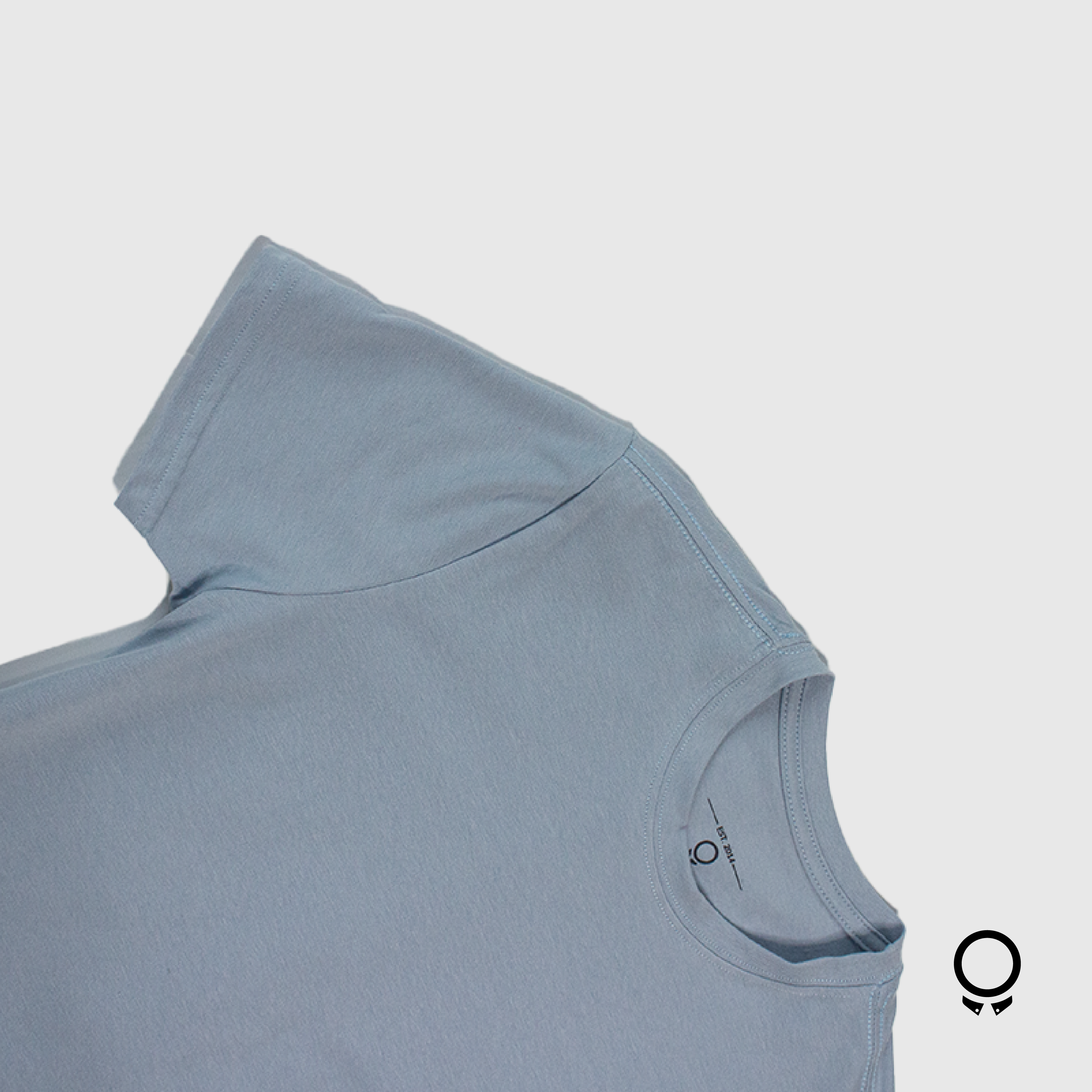 REMERA LIBERATO BASICS PREMIUM CELESTE