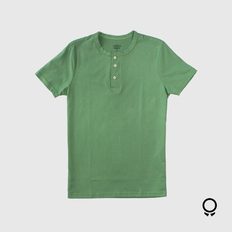 REMERA LIBERATO BASICS HENLEY VERDE RELIEVE