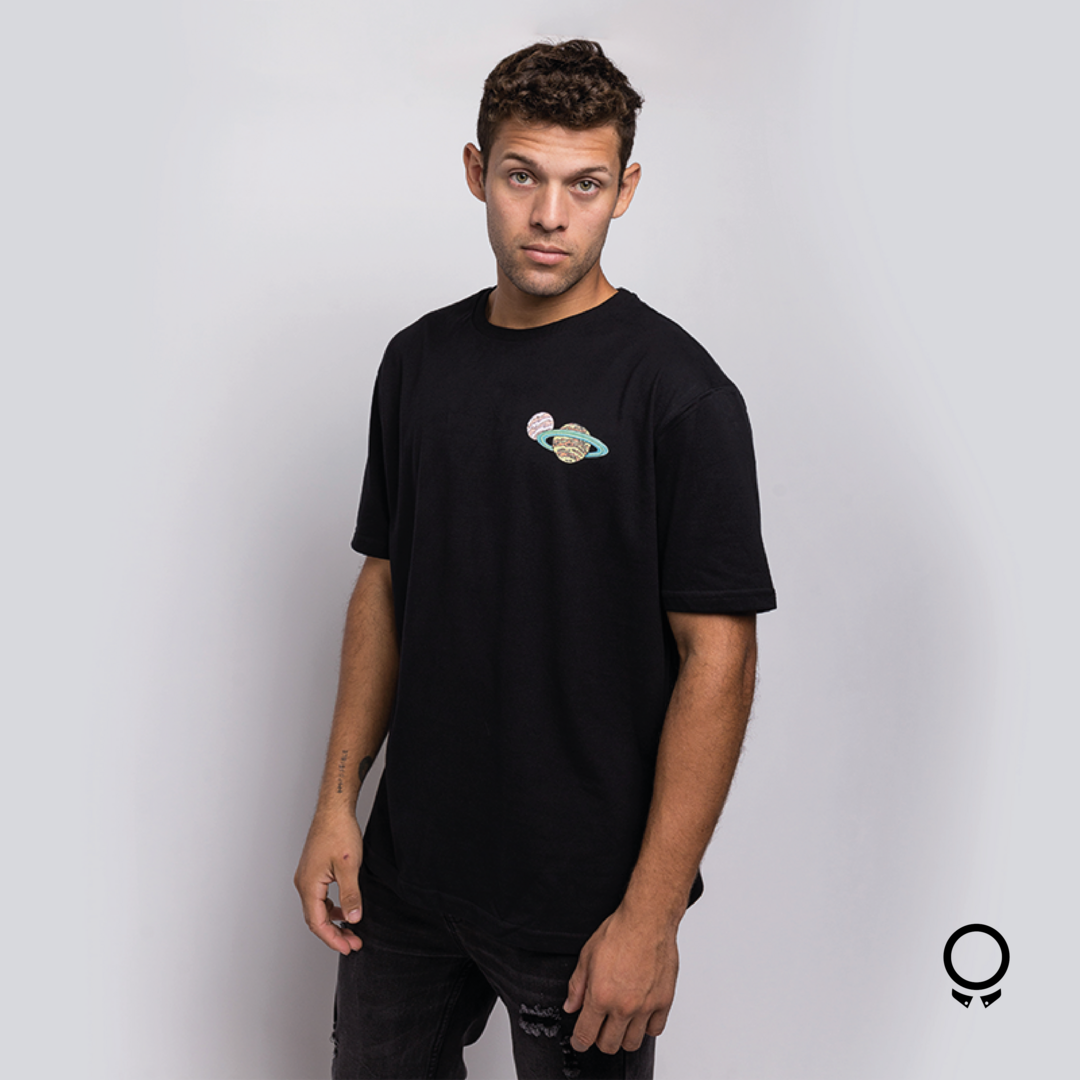 REMERA LIBERATO BASICS OVERSIZED NEGRA RICK AND MORTY