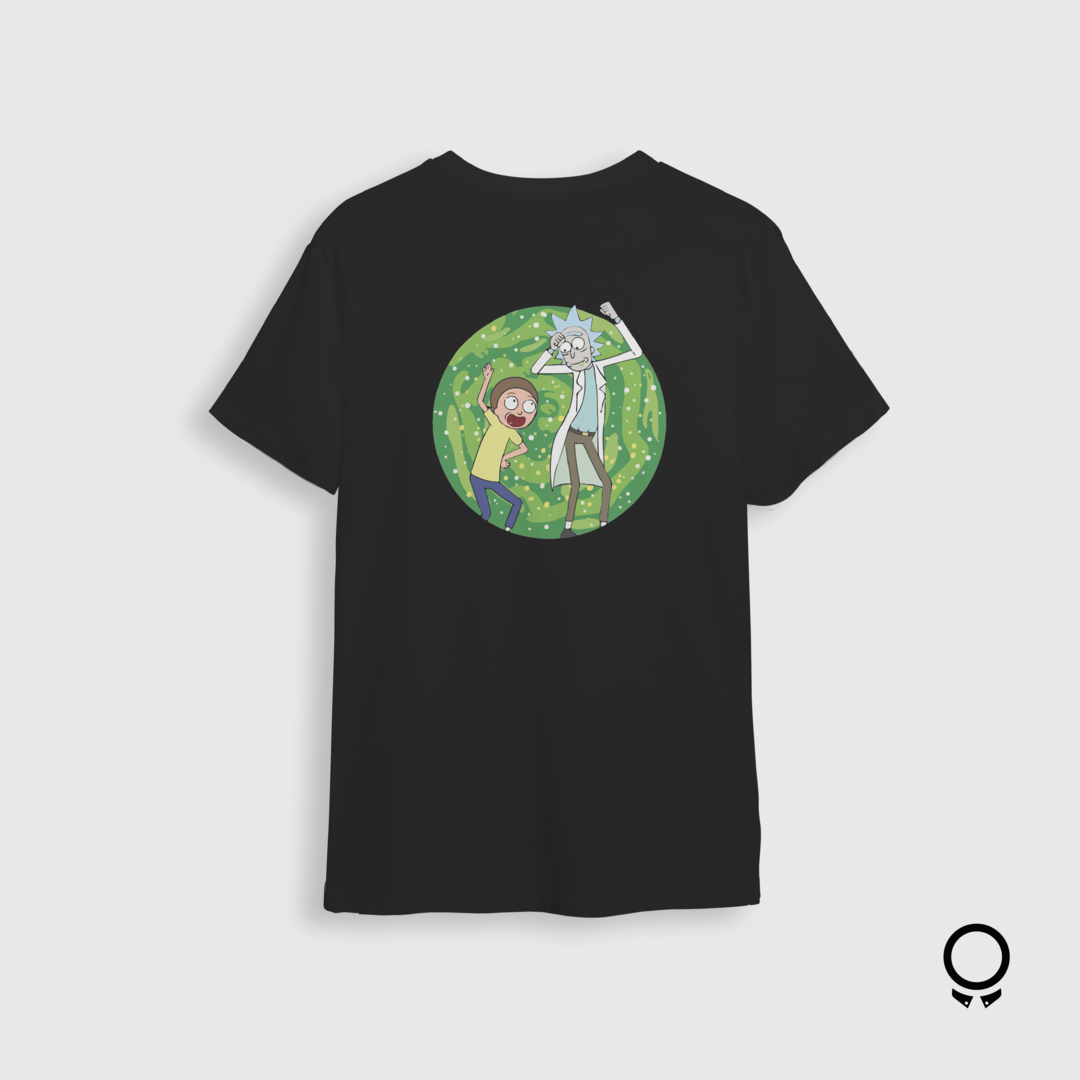 REMERA LIBERATO BASICS OVERSIZED  NEGRA RICK AND MORTY
