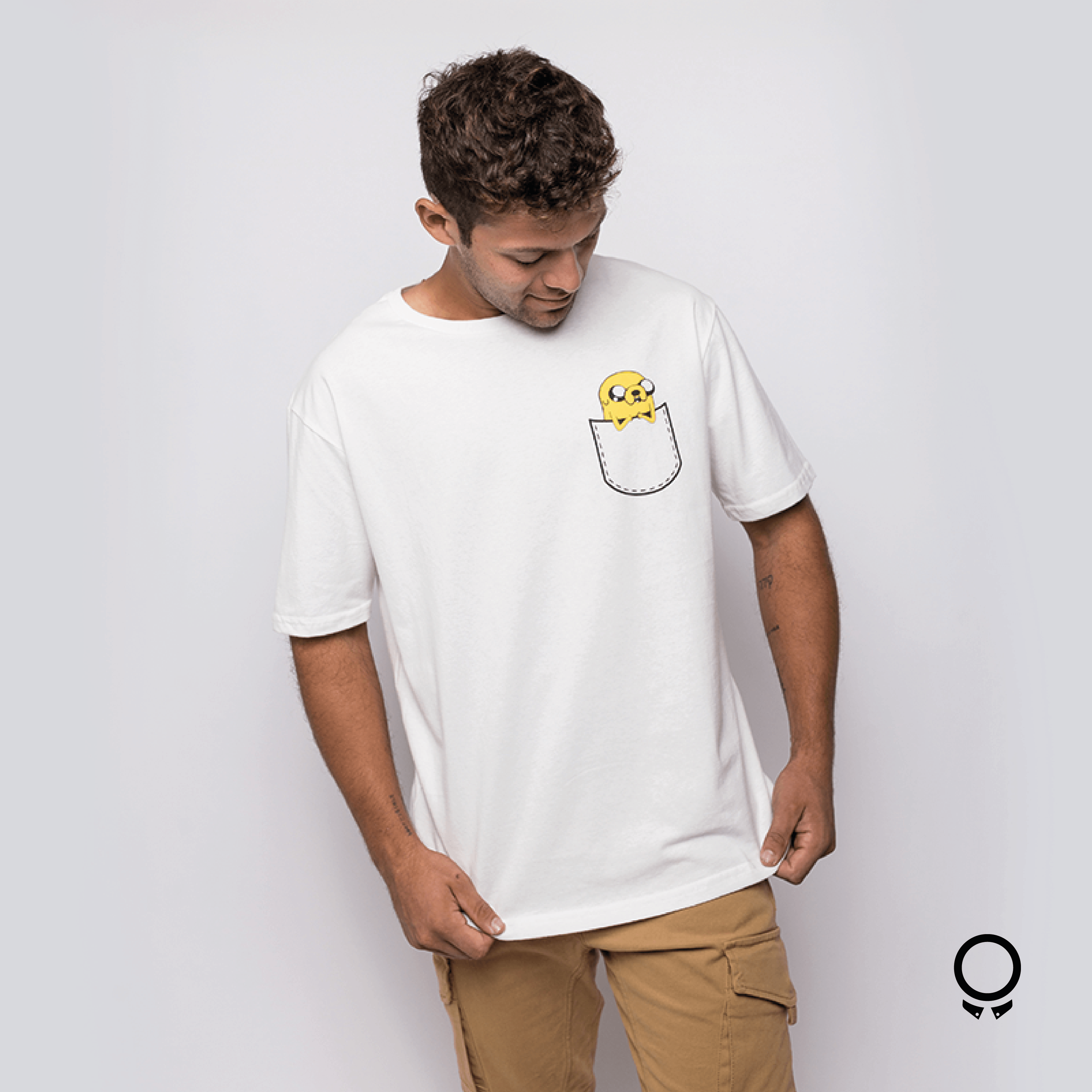 REMERA LIBERATO BASICS OVERSIZED BLANCA JAKE