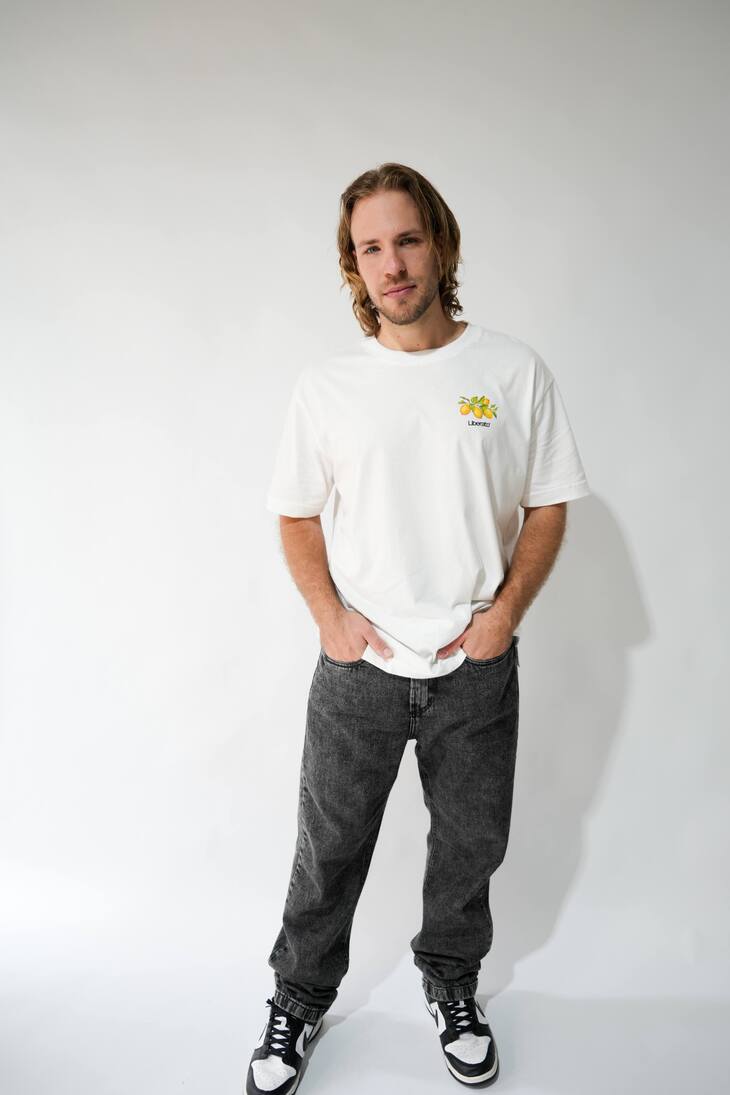 REMERA LIBERATO OVERSIZE MARFIL PREMIUM FRESH LEMON