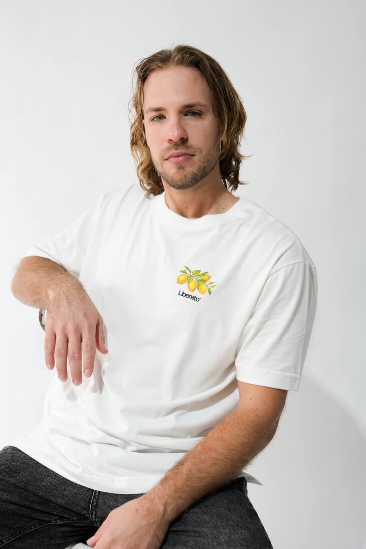 REMERA LIBERATO OVERSIZE MARFIL PREMIUM FRESH LEMON