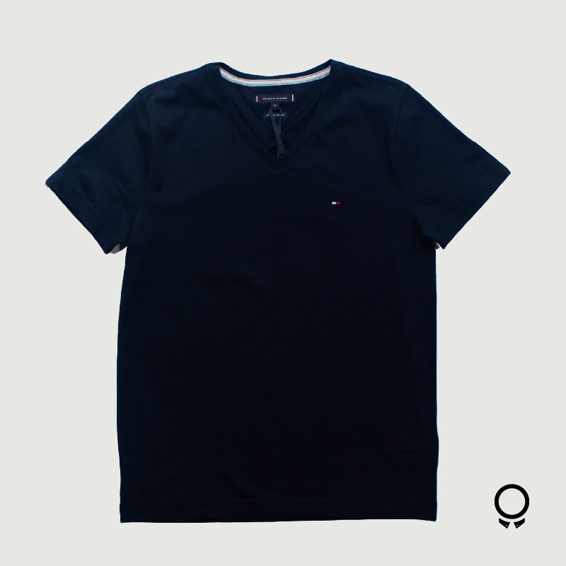 REMERA TOMMY HILFIGER CUELLO V AZUL MARINO