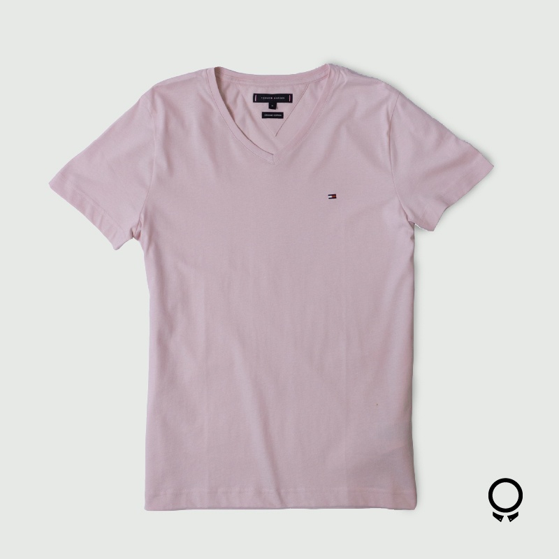 REMERA TOMMY HILFIGER CUELLO V ROSADA