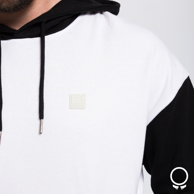 HOODIE N+ BOARD CON RECORTES BLANCO CON VERDE