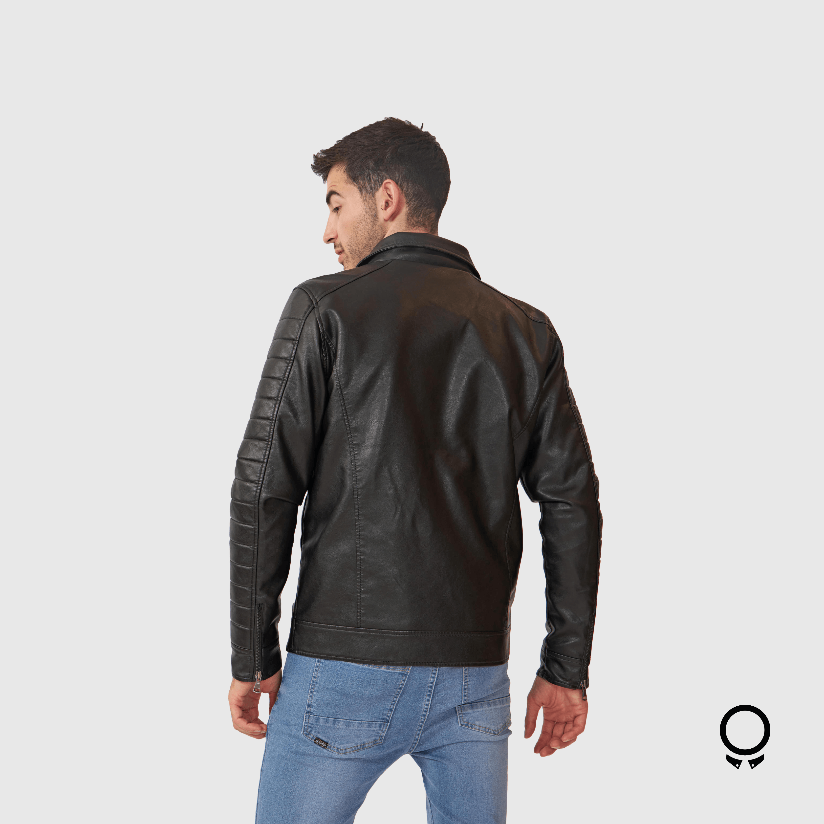 CAMPERA DE CUERO ECOLOGICO  N+ MAZON NEGRA