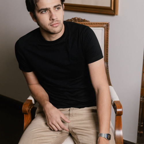 REMERA LACOSTE CUELLO REDONDO PARIS NEGRA