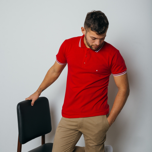 REMERA POLO LIBERATO BASICS ROJA DETALLE BLANCO