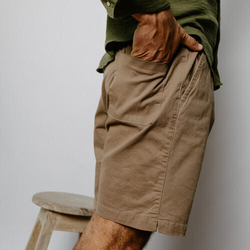 BERMUDA CON GOMA LIBERATO BASICS KAKHI