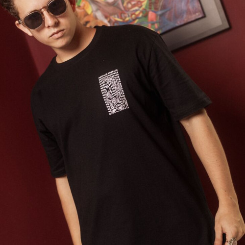 REMERA LIBERATO BASICS OVERSIZE NEGRA NOSPACE