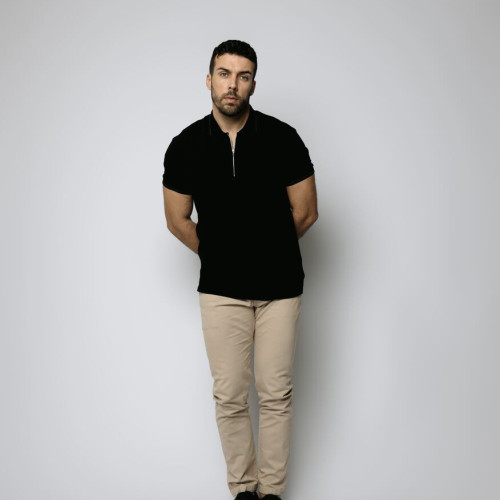 REMERA LIBERATO BASICS POLO CON CIERRE
