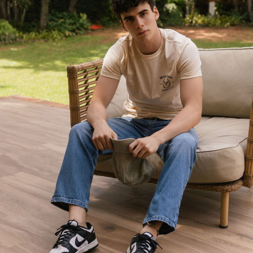 REMERA LIBERATO BASICS REGULAR FIT BEIGE MONTE CARLOS COUNTRY CLUB