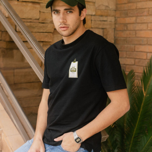 REMERA LIBERATO BASICS OVERSIZE NEGRA CASA CLUB