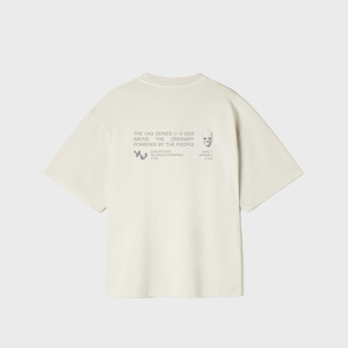 REMERA OVERSIZE UNDISTURB3D SKULL GSM CREAM