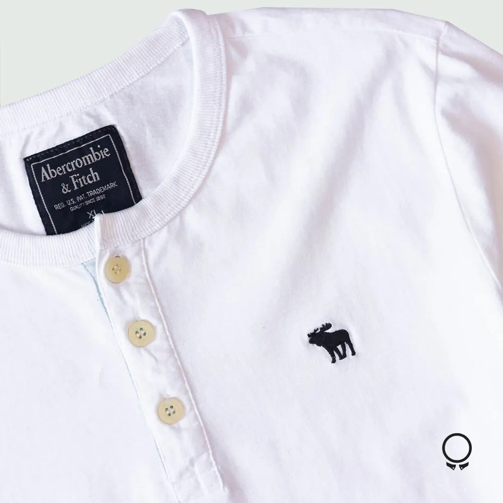 REM AF M/L BLANCA CUE HENLEY LOGO NEGRO
