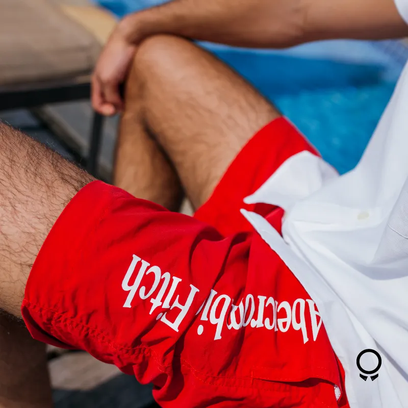 SHORT DE BAÑO ABERCROMBIE ROJO CON LETRAS