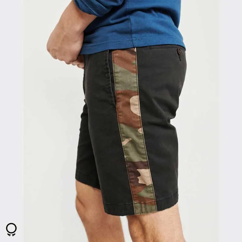 BERMUDA ABERCROMBIE NEGRA CON CAMO