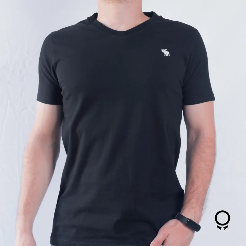 REMERA ABERCROMBIE CUELLO REDONDO NEGRA
