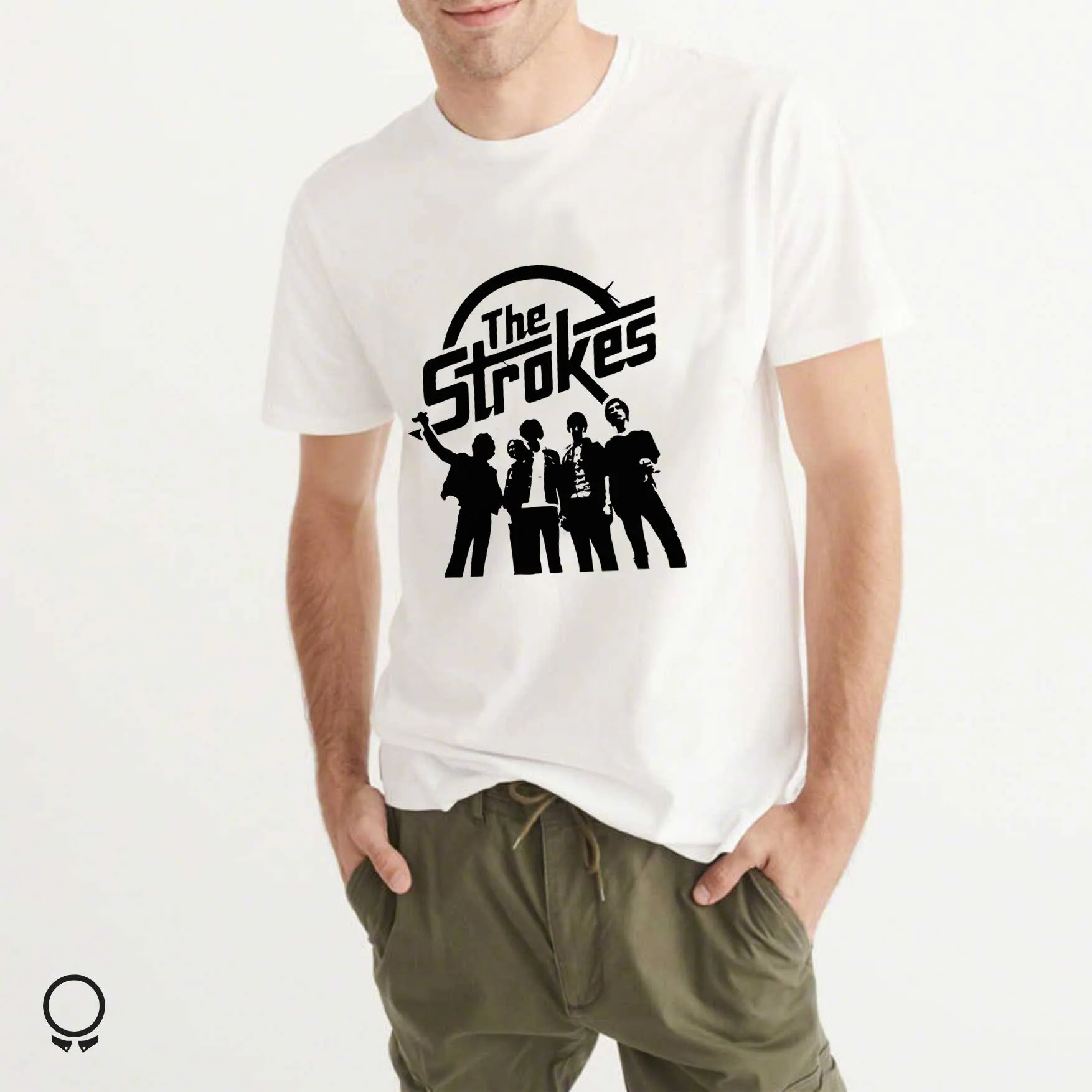 REMERA ABERCROMBIE BLANCA ESTAMPA THE STROCKER