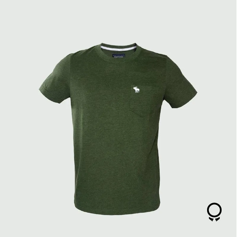 REMERA ABERCROMBIE CUELLO REDONDO CON BOLSILLO VERDE