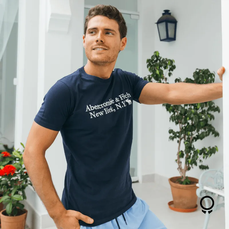 REMERA CUELLO REDONDO AZUL MARINO ESTAMPA AF