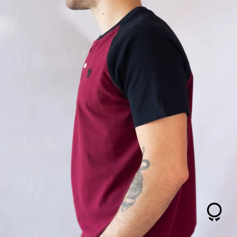 REMERA ABERCROMBIE CUELLO HENLEY BORDO MANGA NEGRA