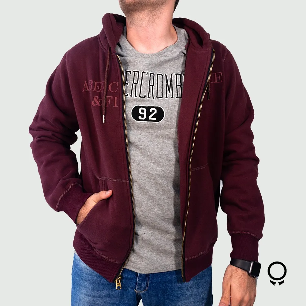 CAMPERA ABERCROMBIE CON CAPUCHA BORDO ESTAMPA BORDO