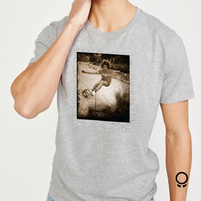 REMERA ABERCROMBIE GRIS SKATE