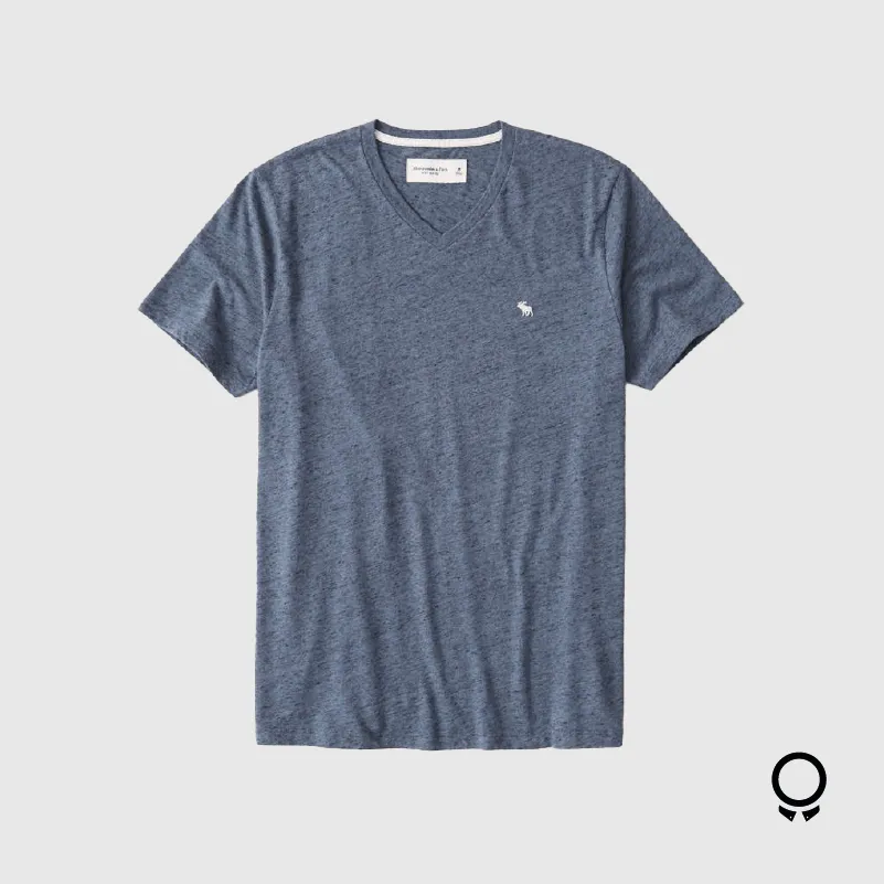 REMERA ABERCROMBIE CUELLO V CELESTE