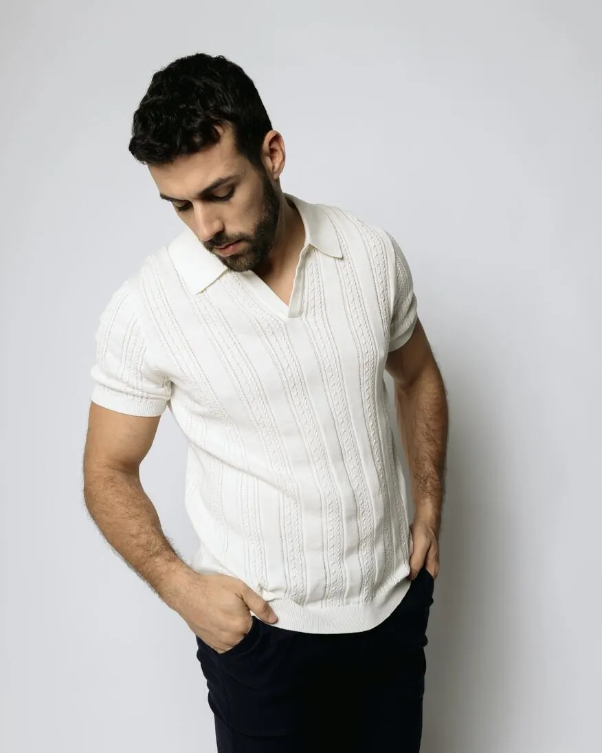 REMERA ABERCROMBIE JOHNNY COLLAR MARFIL