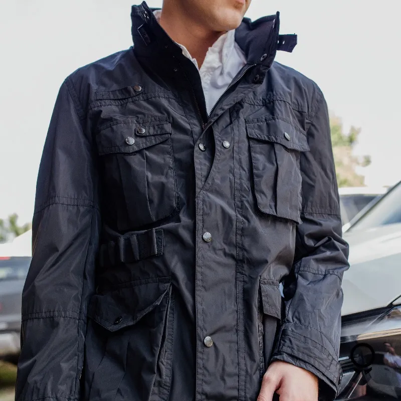 PARKA ETIQUETA NEGRA IMPERMEABLE  NEGRA