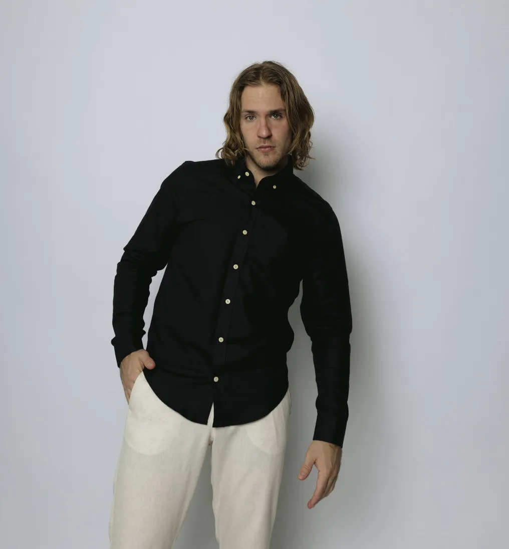 CAMISA LIBERATO BASICS MANGAS LARGAS NEGRA