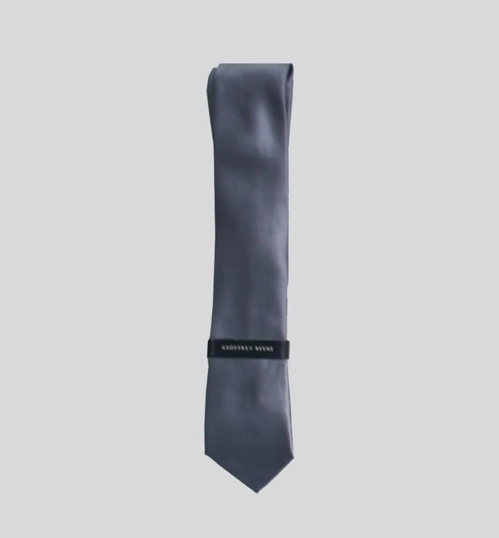 CORBATA GEOFFREY BEENE GRIS