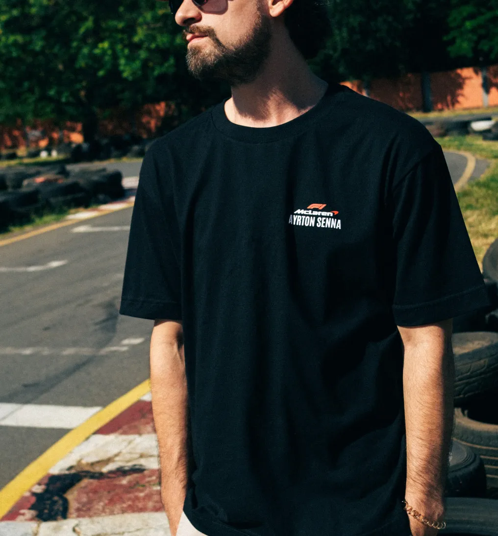 REMERA LIBERATO OVERSIZE NEGRA AYRTON SENNA