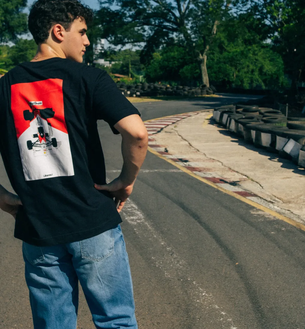 REMERA LIBERATO OVERSIZE NEGRA FERRARI