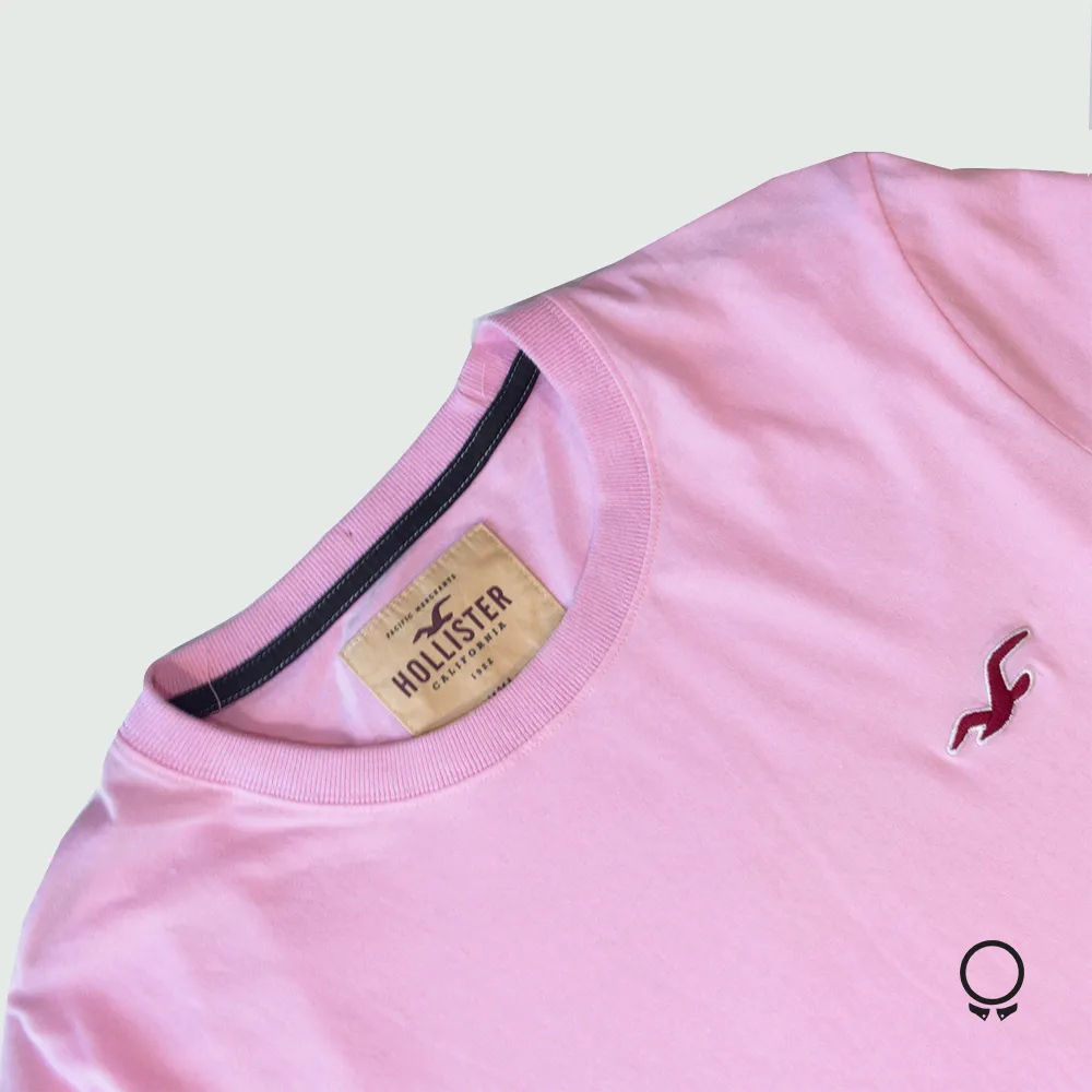 REMERA HOLLISTER CUELLO REDONDO ROSADO