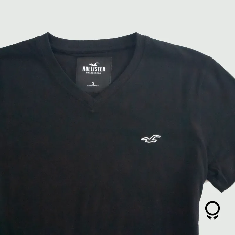 REMERA HOLLISTER V NEGRO
