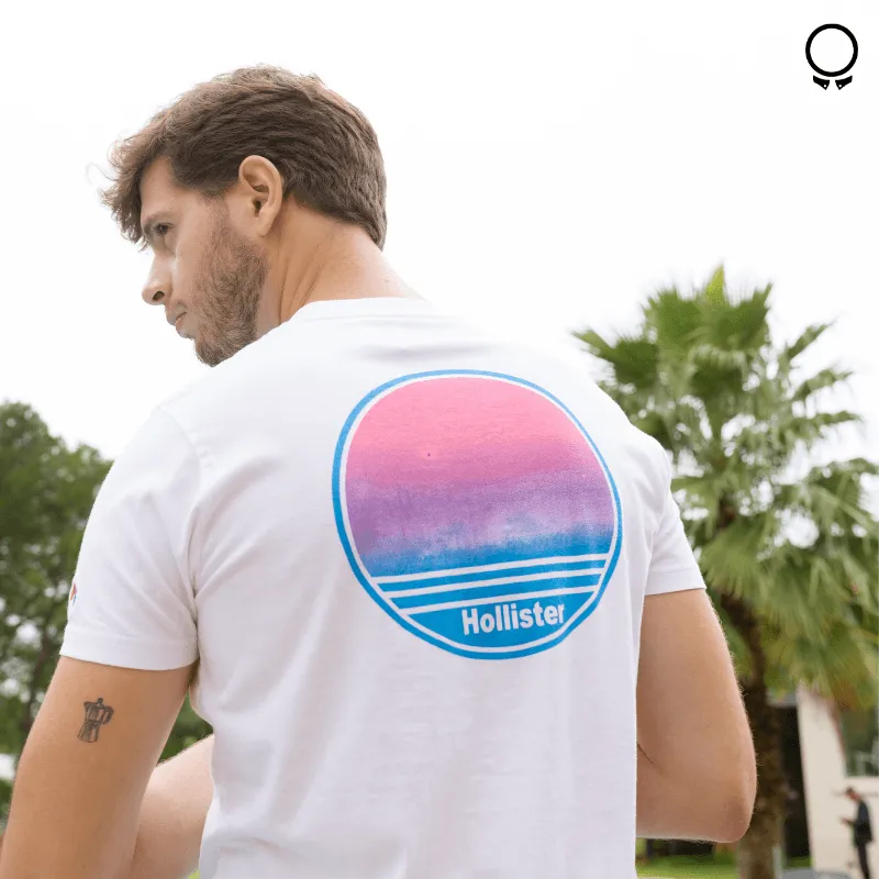 REMERA HOLLISTER BLANCA ESTAMPA REDONDA