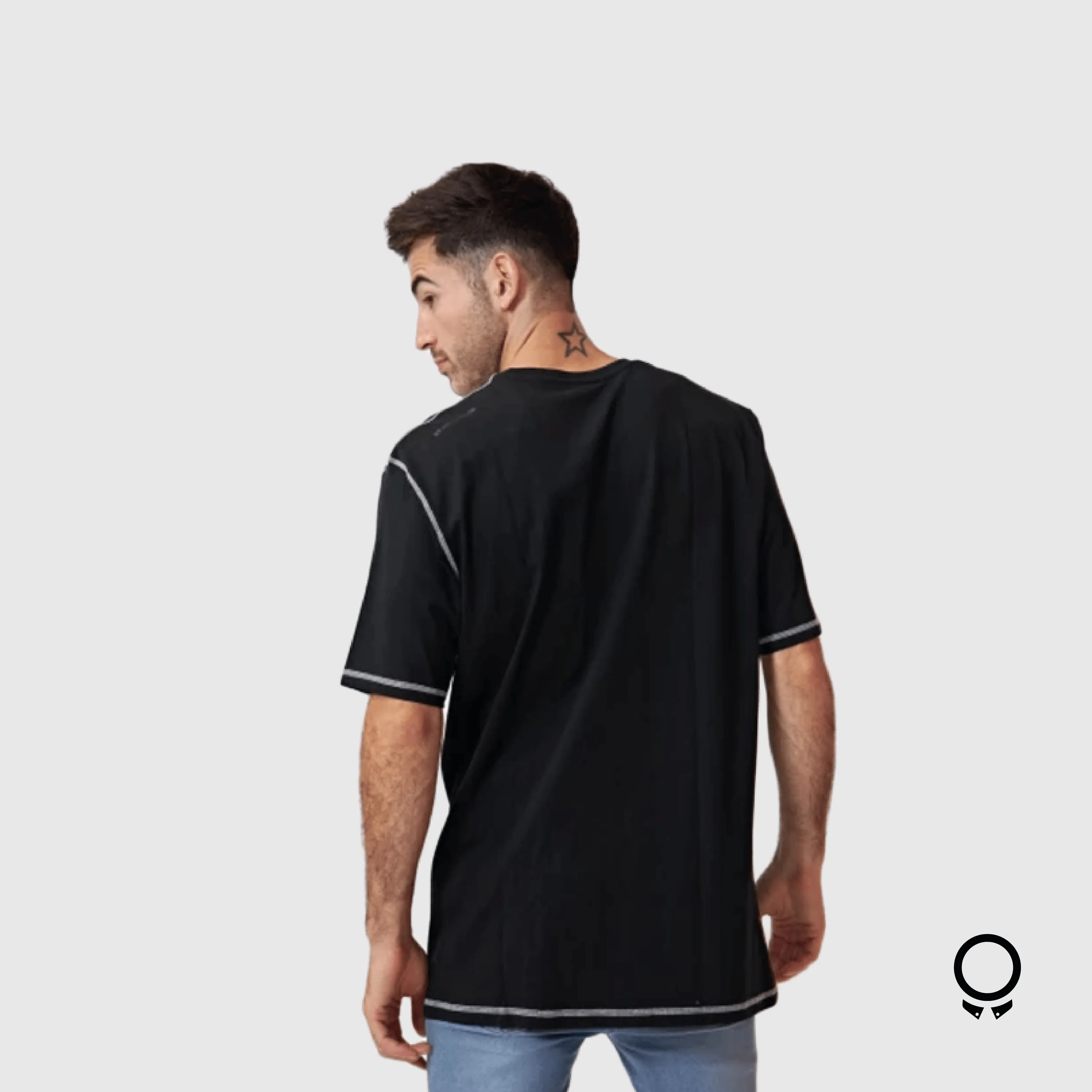 REMERA OVERSIZE KRISTOBELGA TOMSK NEGRA