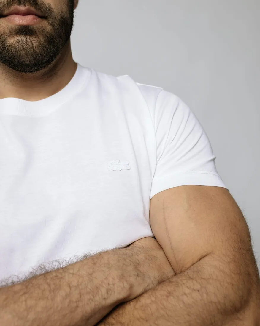 REMERA LACOSTE CUELLO REDONDO PARIS BLANCA