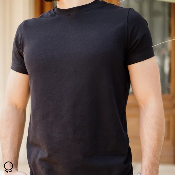 REMERA LIBERATO BASICS CUELLO REDONDO NEGRO