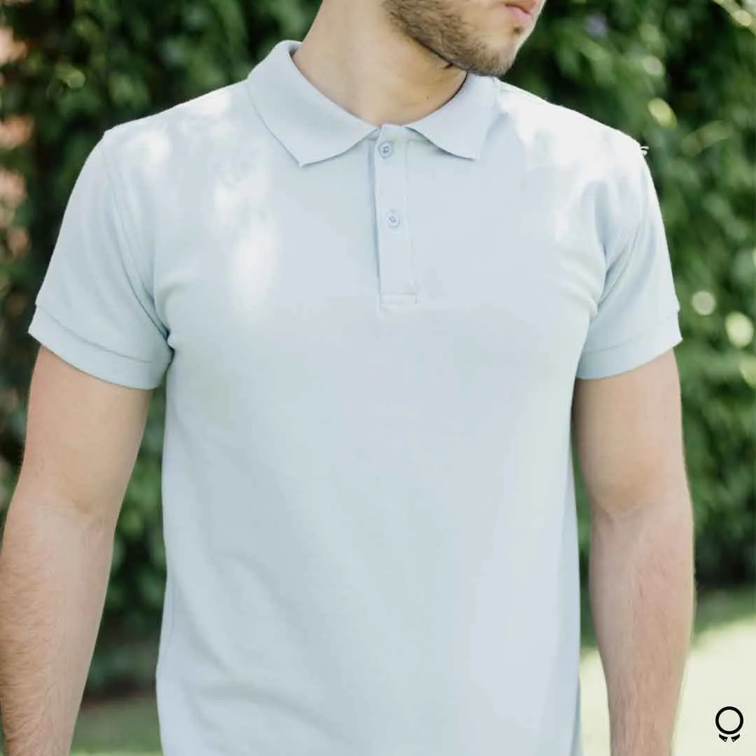 REMERA LIBERATO BASICS CUELLO POLO CELESTE