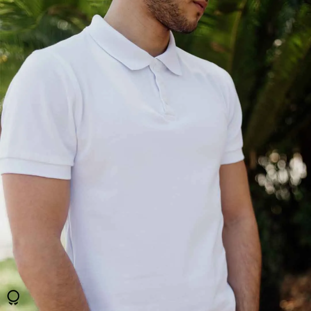 REMERA LIBERATO BASICS CUELLO POLO BLANCA