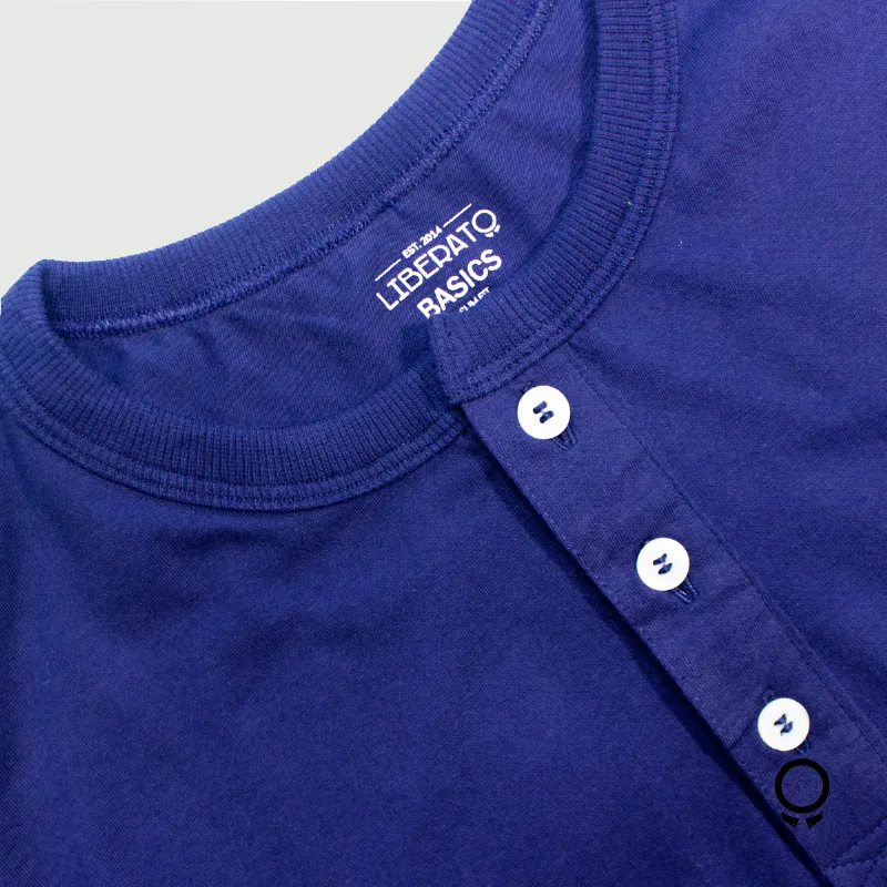 REMERA LIBERATO BASICS CUELLO HENLEY PETROLEO