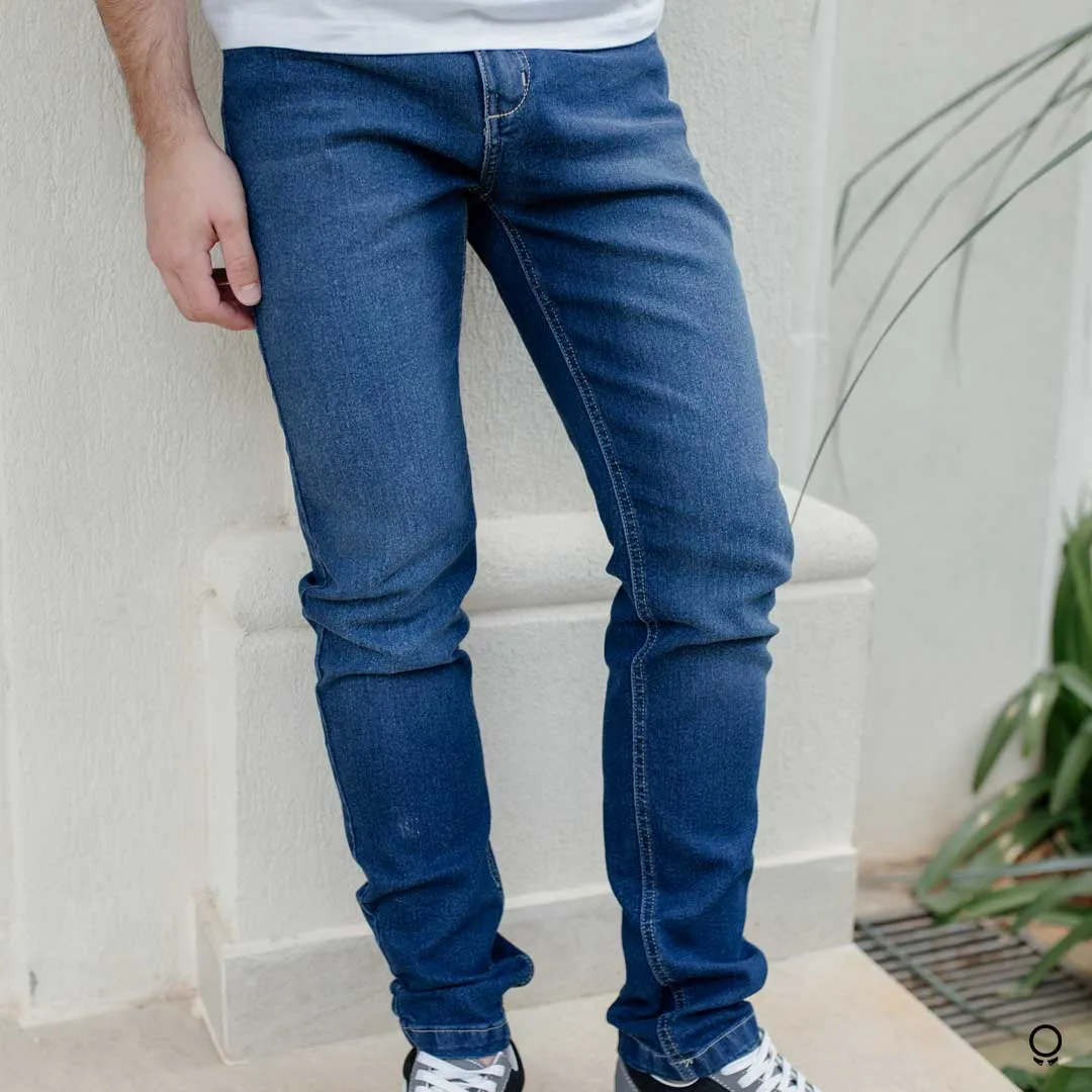 JEANS LIBERATO BASICS AZUL MARINO SIN ROTURA