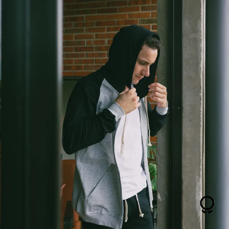 CAMPERA LIBERATO BASICS COMBINADA NEGRA